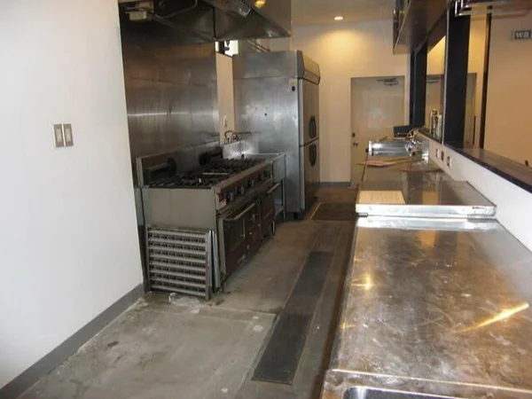 ひばりヶ丘の居抜き店舗の厨房