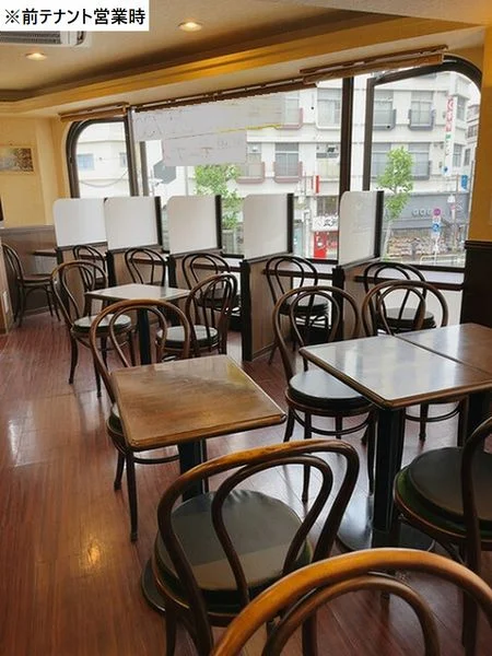 大塚のカフェ・喫茶店居抜きの内装