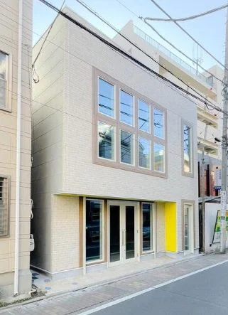 赤土小学校前のスケルトン物件の外観