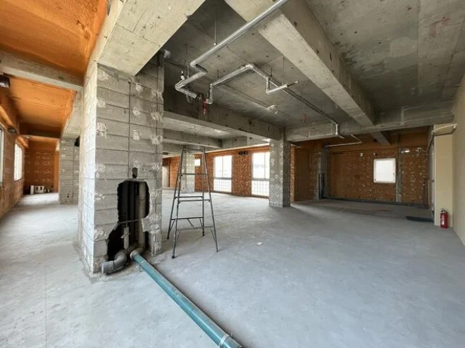 西八王子のスケルトン物件の内装