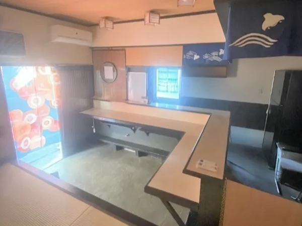 居酒屋の居抜き物件の内装