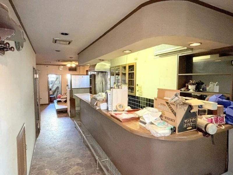 スナック・パブの居抜き物件の内装