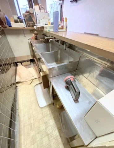 スナック・パブの居抜き物件の厨房