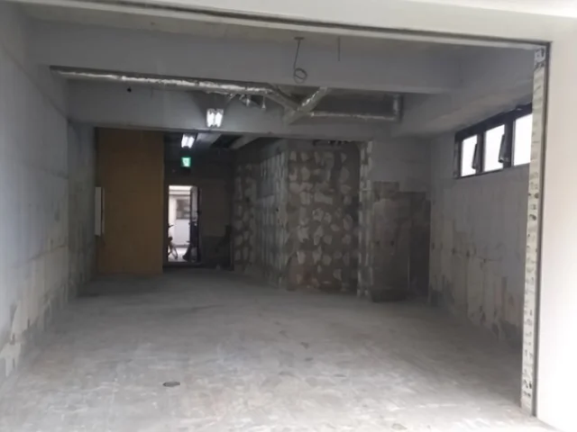 高円寺のスケルトン物件の内装