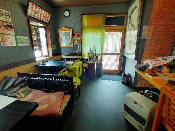 鉄板焼きの居抜き物件の内装