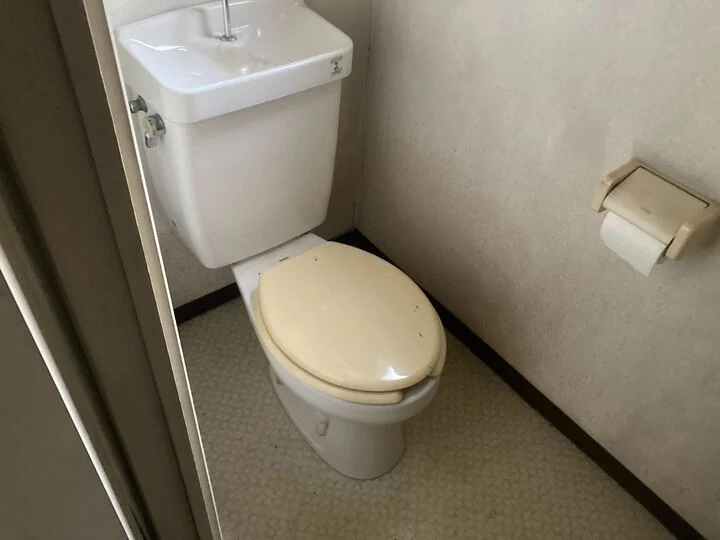 貸店舗(スケルトン)の内装