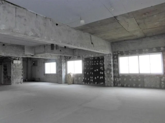 貸店舗(スケルトン)の内装