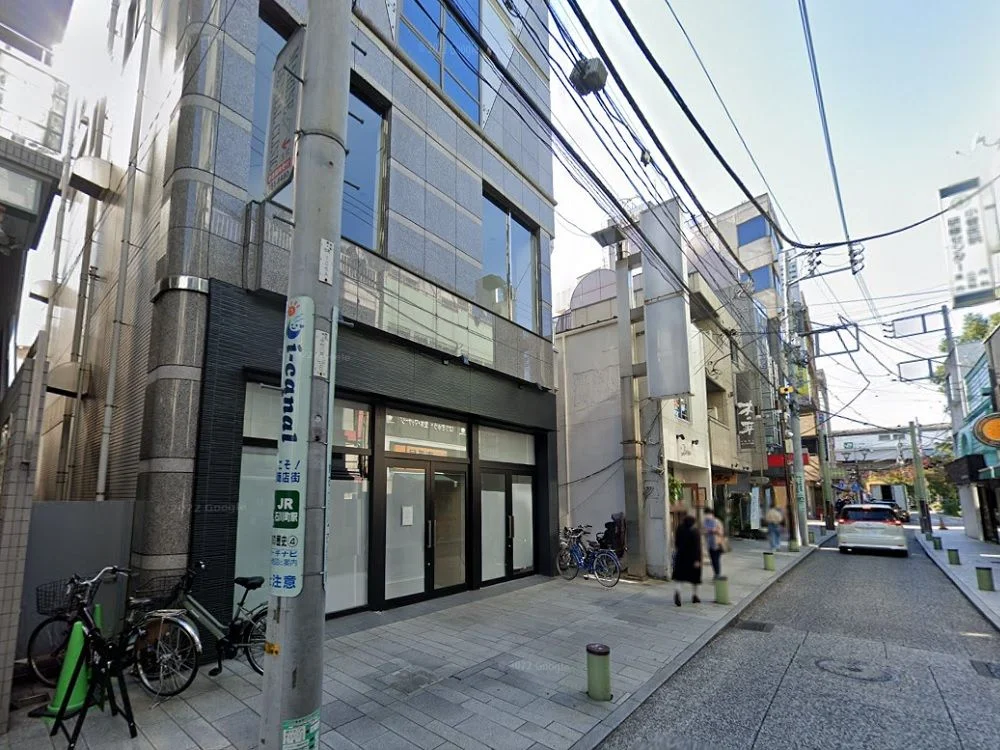 石川町のスケルトン物件の外観