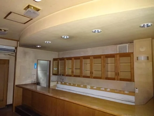 スナック・パブの居抜き物件の内装