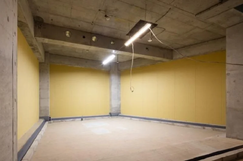 吉祥寺のスケルトン物件の内装