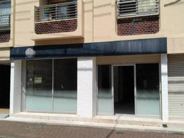 多摩川のスケルトン物件の外観