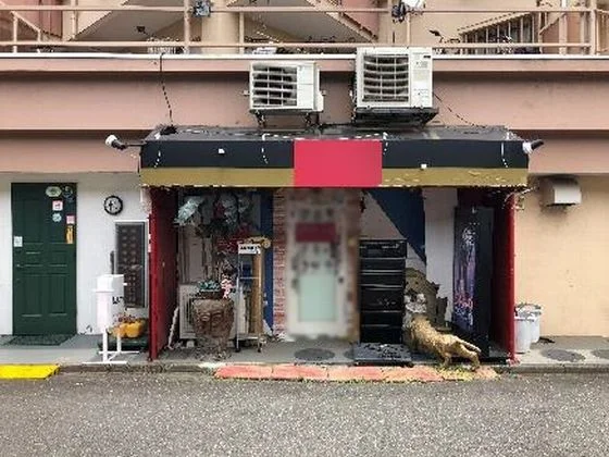 南大塚のBAR・ショットバー居抜きのエントランス