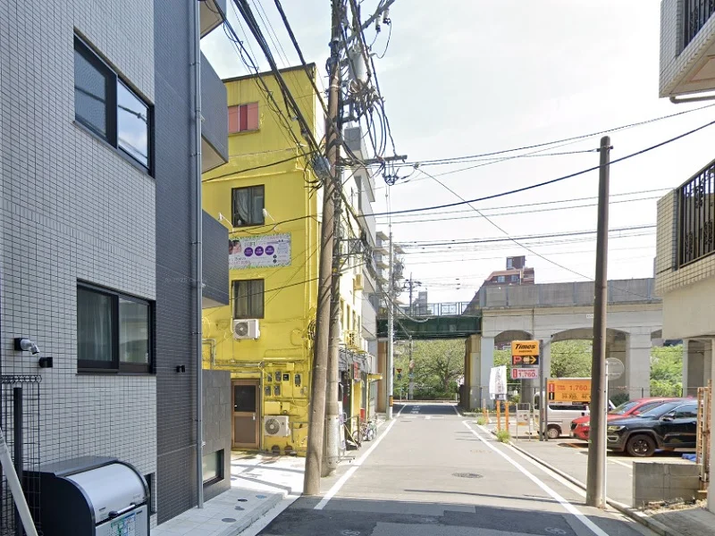 貸店舗(スケルトン)の外観