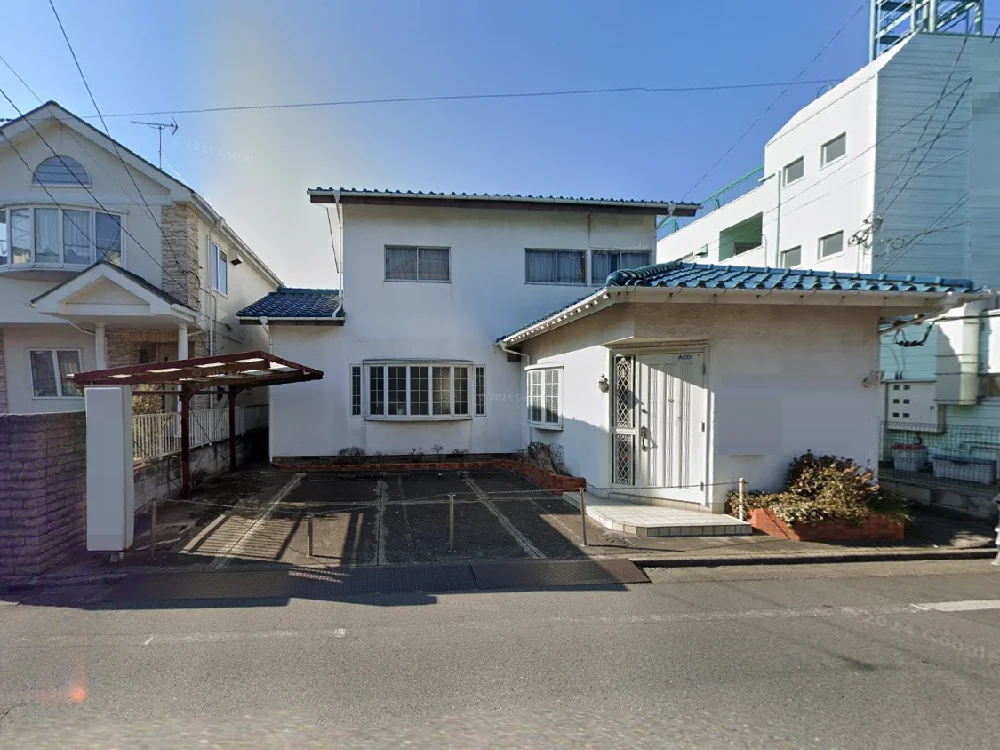 歯科の居抜き物件の外観