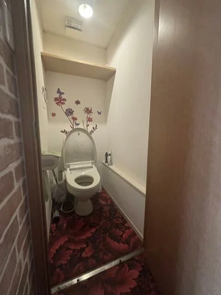 スナック・パブの居抜き物件の内装