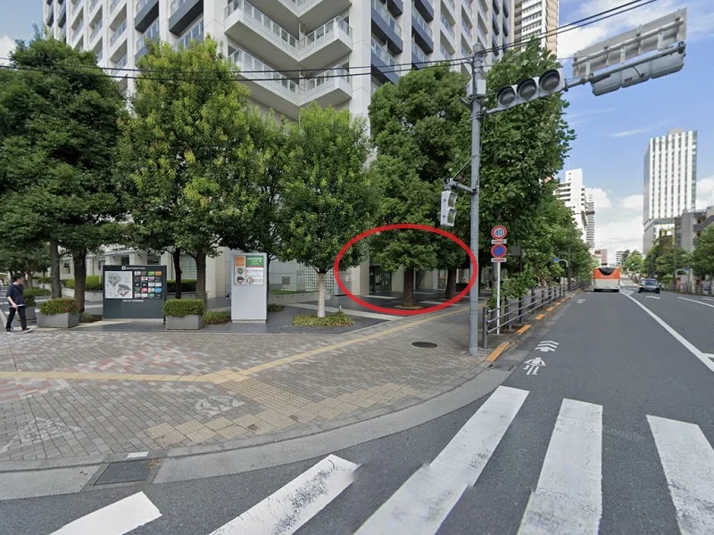 貸店舗(スケルトン)の外観