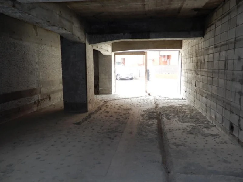 貸店舗(スケルトン)の内装