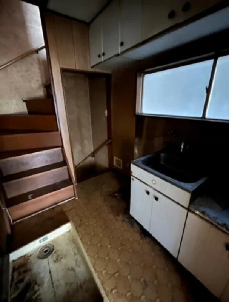 貸店舗(スケルトン)の内装