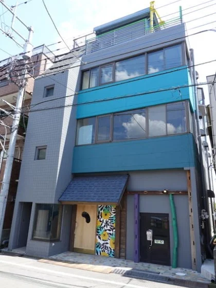 東中神のスケルトン店舗物件の外観