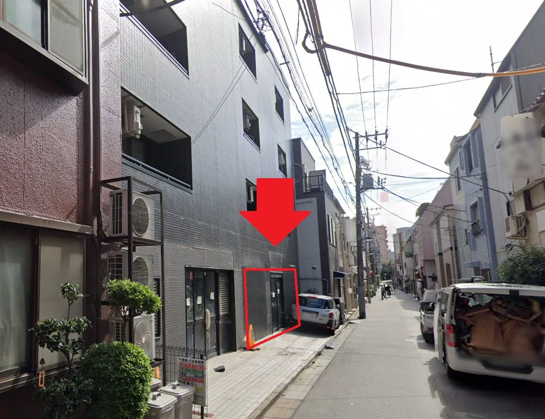 貸店舗(スケルトン)の外観