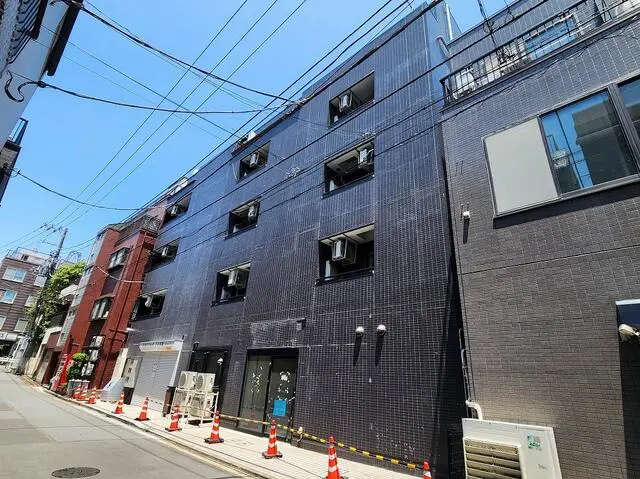 貸店舗(スケルトン)の外観