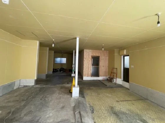 千歳船橋のスケルトン物件の内装