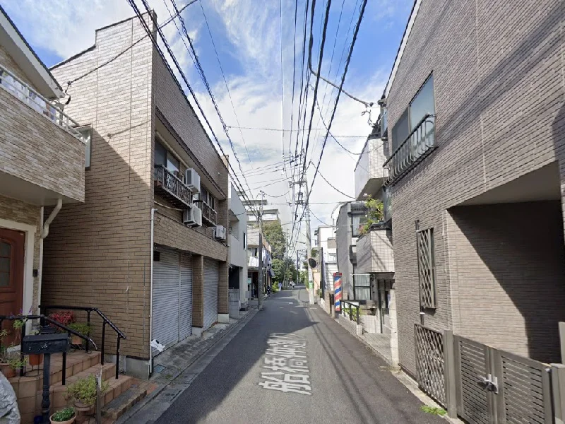 貸店舗(スケルトン)の外観