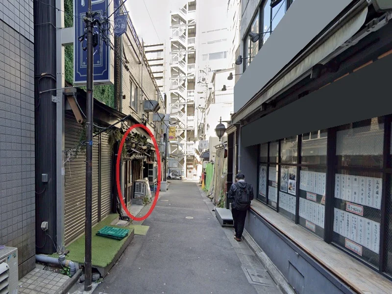 新橋のスケルトン店舗物件の外観