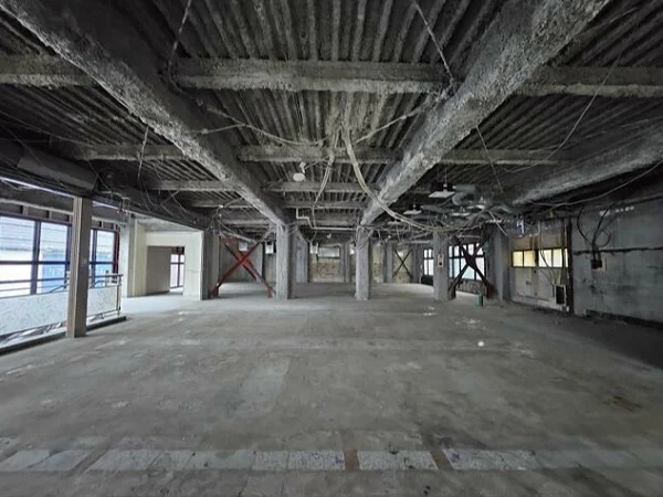 貸店舗(スケルトン)の内装