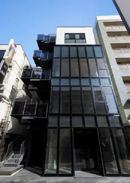 貸店舗(スケルトン)の外観