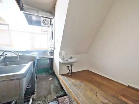 上板橋のセントラルキッチン居抜きの厨房