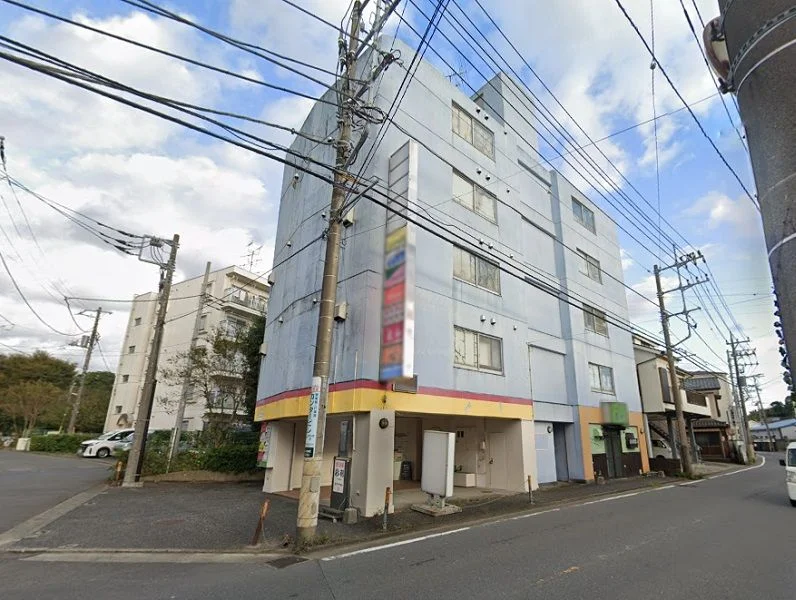 戸塚のスナック・パブ居抜きの外観