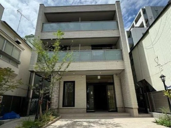 貸店舗(スケルトン)の外観