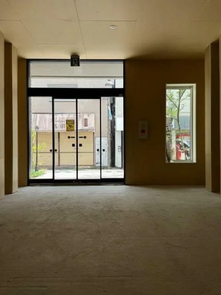 鹿島田のスケルトン物件の内装