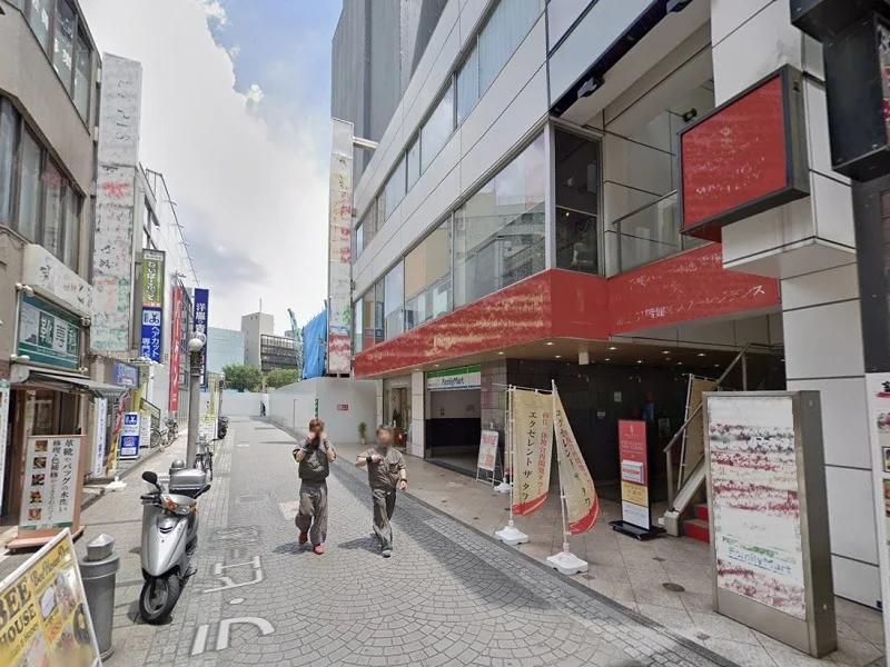 千葉のスケルトン店舗物件の外観