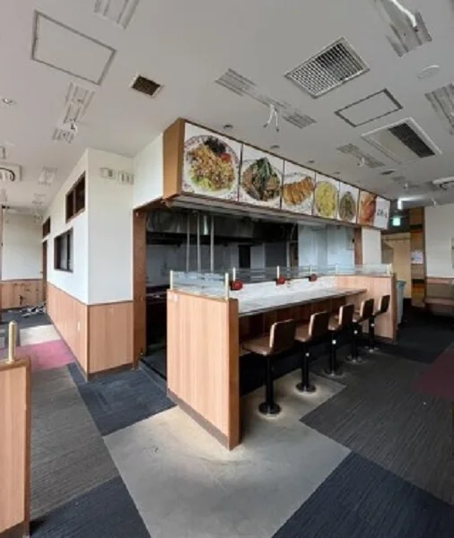 小手指の居抜き店舗の内装