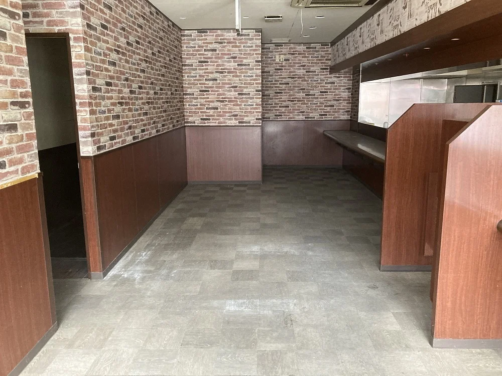 相模原のうどん・そば居抜きの内装