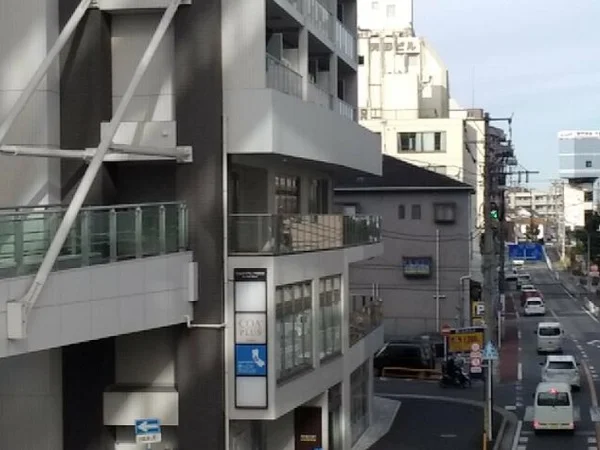 貸店舗(スケルトン)の外観