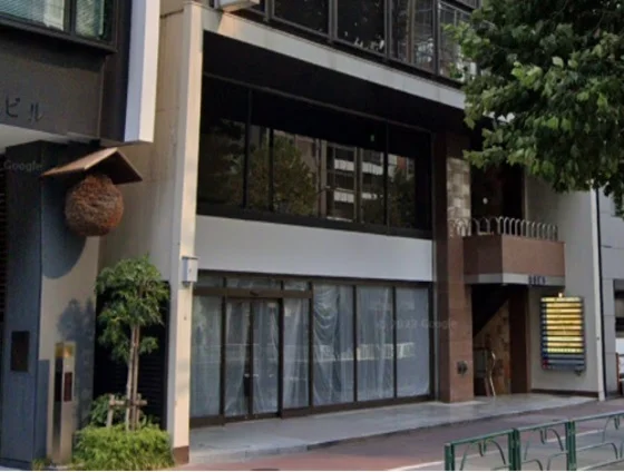 貸店舗(スケルトン)の外観