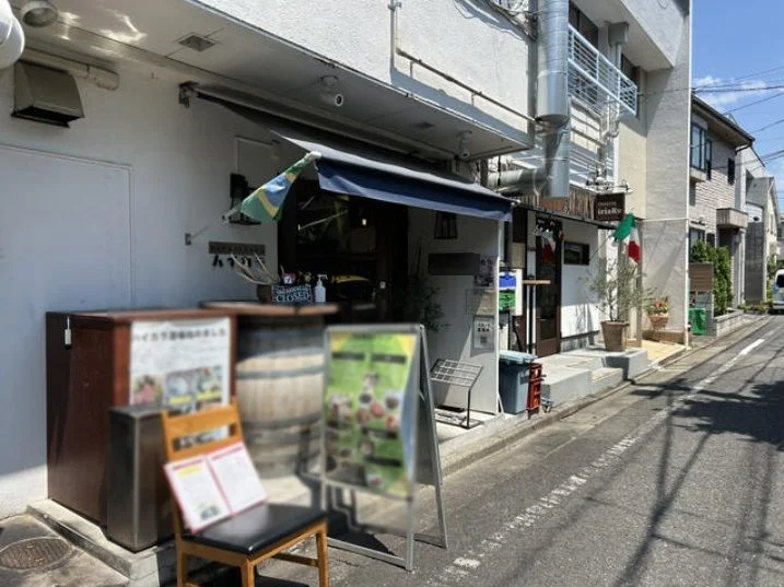 西荻窪の居抜き店舗の外観