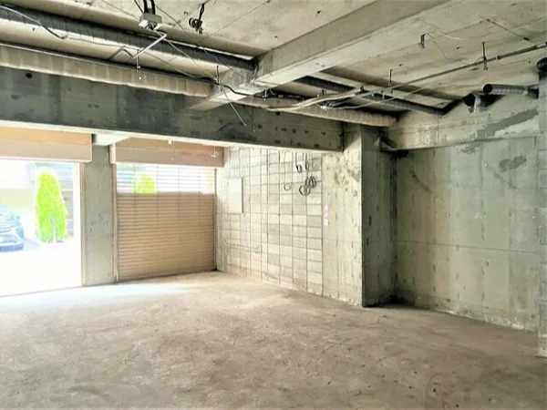 葛西のスケルトン物件の内装