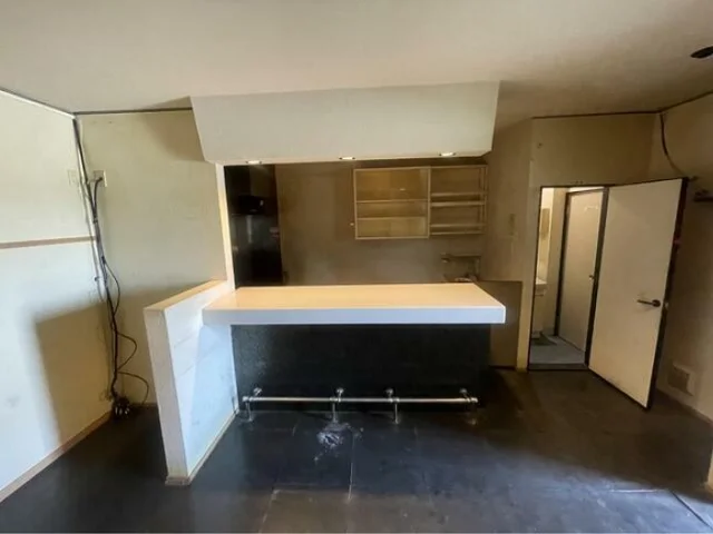 平塚の居抜き店舗の内装