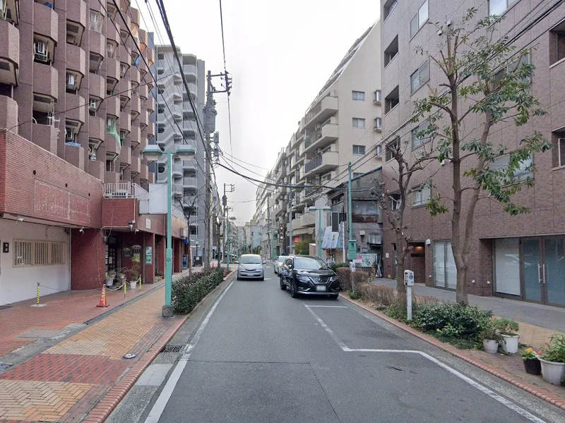 貸店舗(スケルトン)の外観