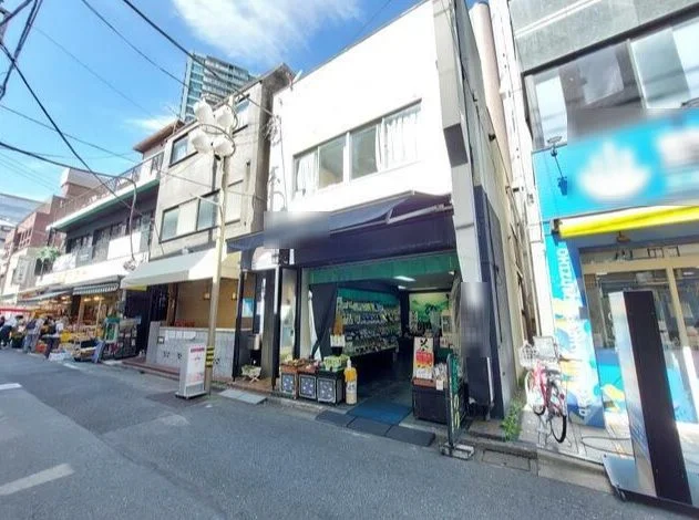 貸店舗(スケルトン)の外観