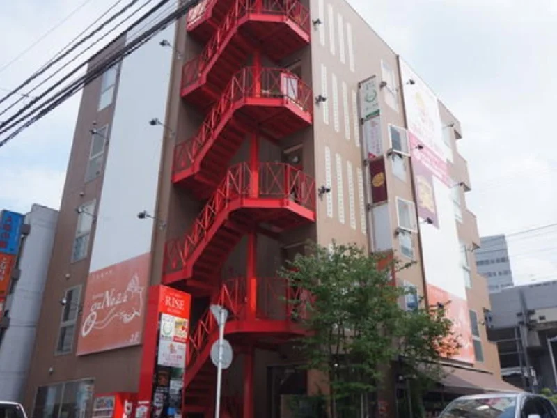 本厚木の居抜き店舗の外観