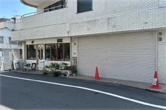 貸店舗(スケルトン)の外観