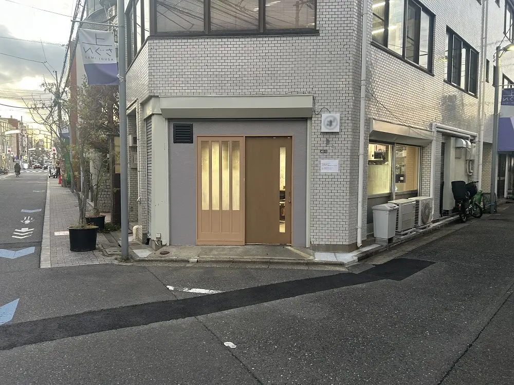 焼鳥・焼きとんの居抜き物件のエントランス