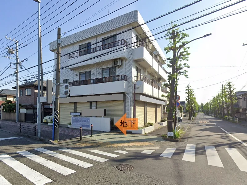 貸店舗(スケルトン)の外観