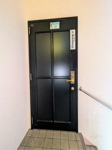 スナック・パブの居抜き物件のエントランス