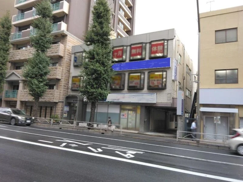 府中のスケルトン物件の外観